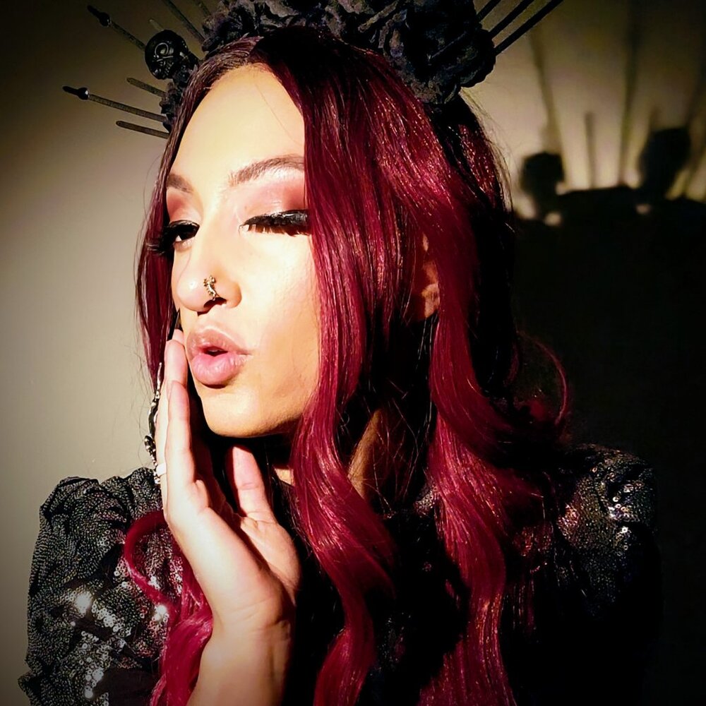 Meet your Posher, Brittni